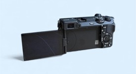 Mint
													Sony a6700, photo 2 of 9