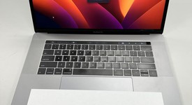 Good
													MacBook Pro 2017 (With Touch Bar) - 15" - I7, Silver, 512 GB, 16 GB, photo 5 of 6