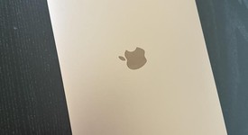 Good
													MacBook Air 2020 - 13" - I3, Gold, 256 GB, 8 GB, photo 3 of 5
