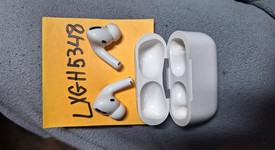 Used
													Apple AirPods Pro - Wireless Case, photo 5 of 7