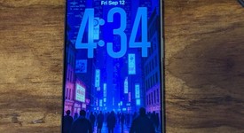 Good
													Apple iPhone 16 Pro Max - Unlocked, Natural, 512 GB, A3084, photo 3 of 3