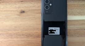 Mint
													OnePlus 9 5G - Unlocked, Black, 128 GB, 8 GB, LE2115, photo 3 of 18