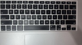 Good
													MacBook Air 2017 - 13" - I5, Silver, 128 GB, 8 GB, photo 5 of 8