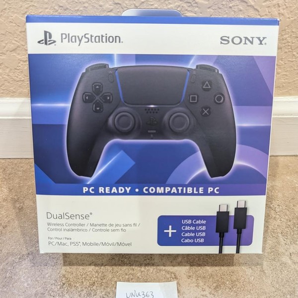 DualSense Wireless Controller - Black