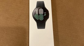 New
													Samsung Galaxy Watch4 - Unlocked, Custom, 44mm, Bespoke Edition, photo 1 of 4