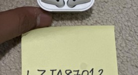 Used
													Apple AirPods 1st Gen - Lightning Case, photo 2 of 6