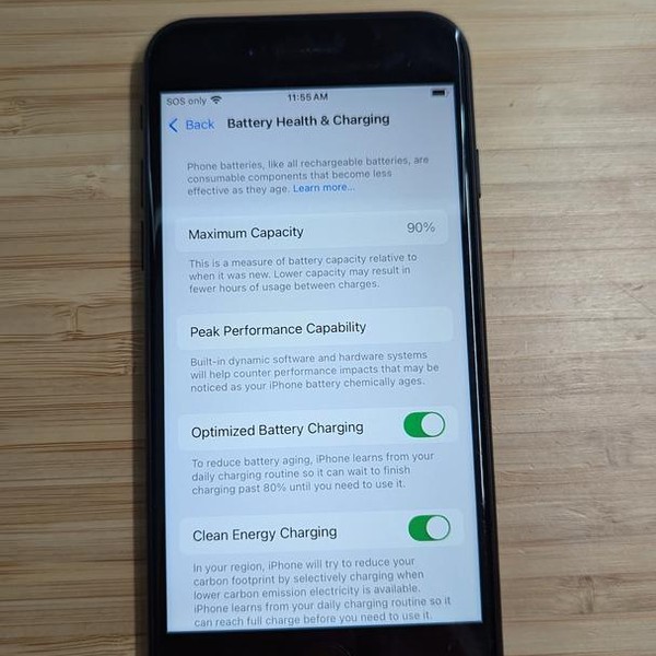 Apple iPhone SE 3rd Gen 2022 - Unlocked, 64 GB, Midnight, A2595