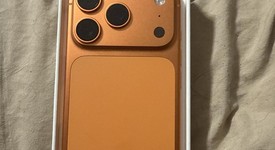 Mint
													Apple iPhone 17 Pro - Unlocked, Cosmic Orange, 256 GB, A3256, photo 3 of 16