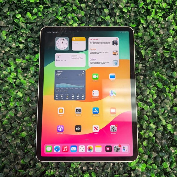 Apple iPad Pro 11 inch 4th Gen 2022 - Wi-Fi, 128 GB, Silver