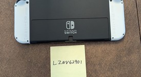 Mint
													Nintendo Switch - OLED - White, 64 GB, photo 5 of 7