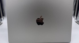 Fair
													MacBook Air 2022 - 13" - Apple M2, Starlight, 256 GB, 8 GB, photo 4 of 7