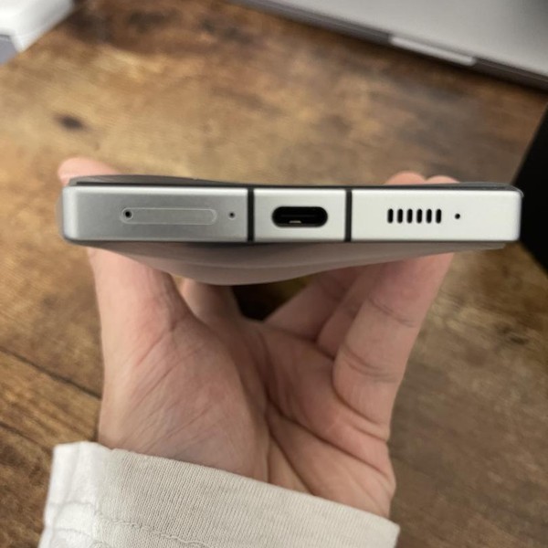 ZTE nubia Z60 Ultra Leading - Unlocked Non-US, 512 GB, Silver, 16 GB