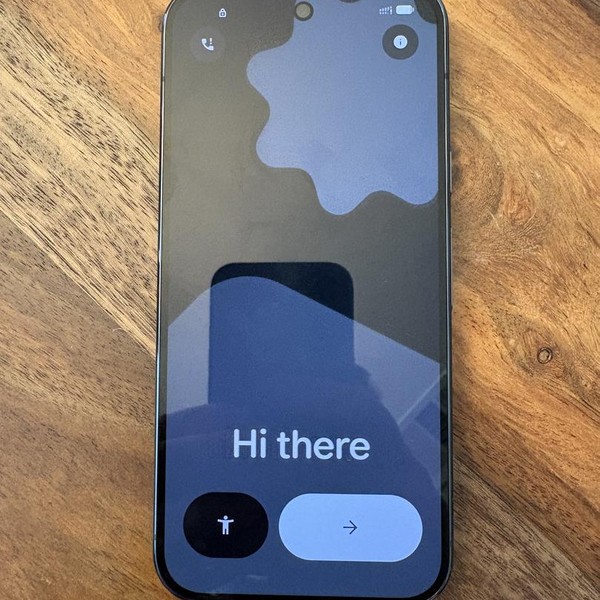 Google Pixel 10 Pro - Unlocked, 128 GB, Obsidian, GA09887