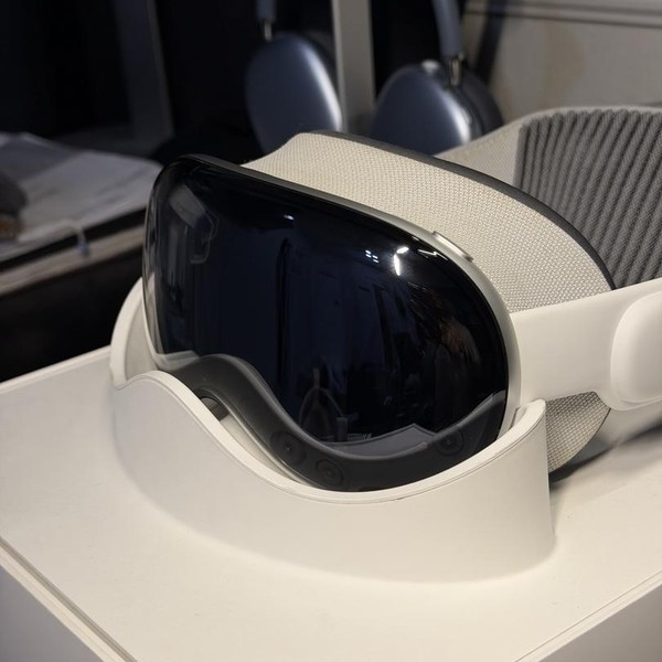 Apple Vision Pro - 256 GB