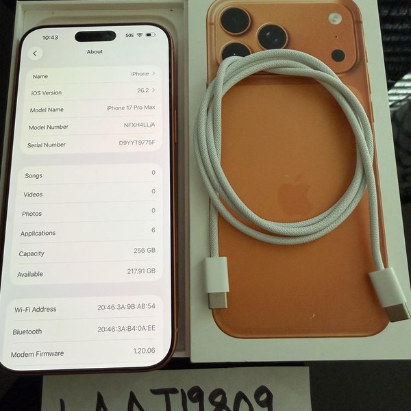 Apple iPhone 17 Pro Max - Verizon, 256 GB, Cosmic Orange, A3257