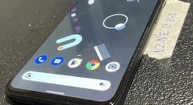 Good
													Google Pixel 4 XL - Unlocked, Black, 128 GB, 6 GB, G020J, Google Edition, photo 3 of 7