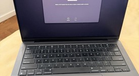 Mint
													MacBook Pro 2025 - 14" - Apple M5, Space Black, 1 TB, 32 GB, photo 1 of 13