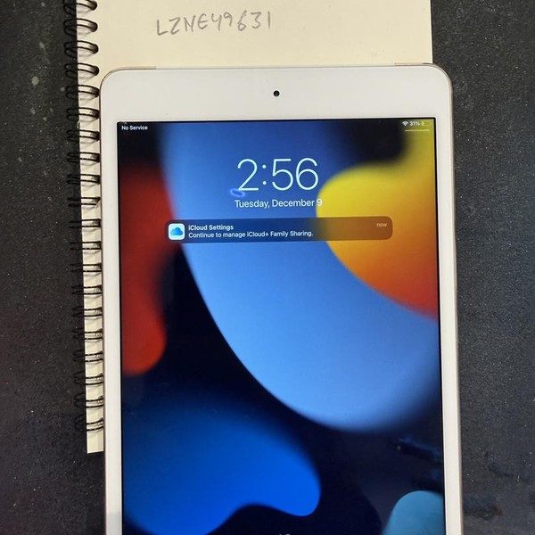Apple iPad Mini 4 - Unlocked, 128 GB, Gray