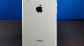 Mint
													Apple iPhone Xr - Sprint, White, 128 GB, A1984, photo 5 of 10