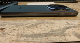 Mint
													Honor Magic6 Pro - Unlocked Non-US, Black, 512 GB, 12 GB, photo 4 of 9