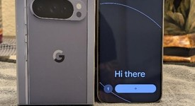 Mint
													Google Pixel 10 Pro - Unlocked, Moonstone, 128 GB, G4QUR, photo 3 of 11