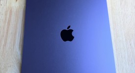 Mint
													Apple iPad Air 5th Gen - Wi-Fi, Purple, 64 GB, A2588, photo 4 of 10