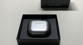 Used
													Samsung Galaxy Buds3 Pro - Silver, photo 2 of 3