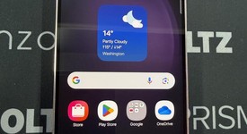 Good
													Samsung Galaxy S23 - Unlocked Non-US, Lavender, 128 GB, 8 GB, SM-S911W, photo 2 of 13