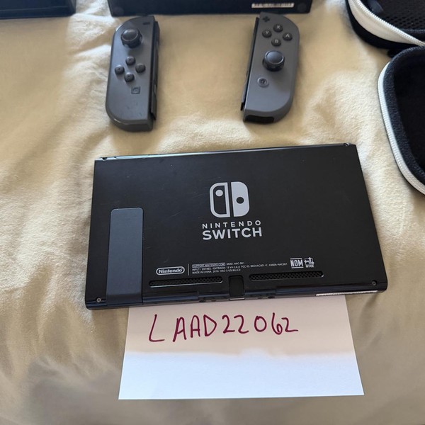 Nintendo Switch - 32 GB, Grey