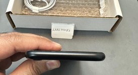 Mint
													Apple iPhone SE 3rd Gen 2022 - Unlocked, Midnight, 64 GB, A2595, photo 3 of 6