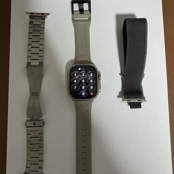 Apple Watch Ultra 2 49mm - Unlocked, Natural, A2986