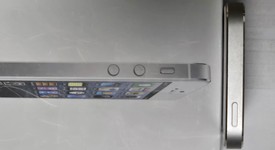 Good
													Apple iPhone 5 - AT&T, White, 16 GB, A1428, photo 4 of 8