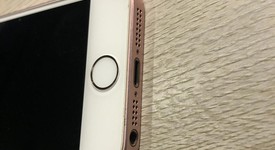 Fair
													Apple iPhone SE 1st Gen 2016 - Unlocked, Rose Gold, 32 GB, A1662, photo 3 of 9