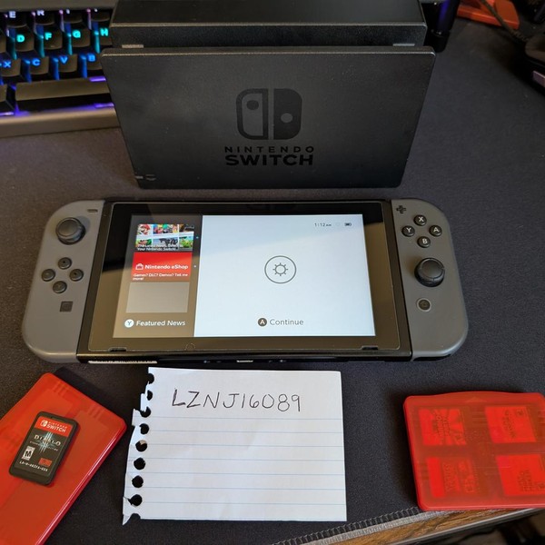 Nintendo Switch - 32 GB, Grey