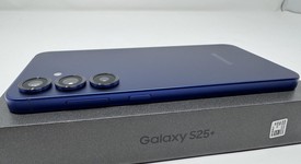 Mint
													Samsung Galaxy S25 Plus - Unlocked, Navy Blue, 512 GB, 12 GB, SM-S936U1, photo 5 of 6