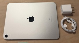 Mint
													Apple iPad 10th Gen - Wi-Fi, Silver, 64 GB, A2696, photo 6 of 6