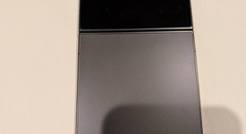 Fair
													Samsung Galaxy Z Flip7 - Verizon, Jet Black, 256 GB, 12 GB, SM-F766U, photo 4 of 5
