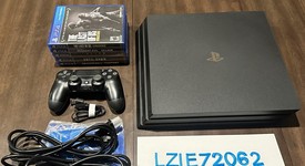 Mint
													PlayStation 4 Pro - Black, 1 TB, Standard, photo 2 of 13