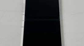 Good
													Samsung Galaxy Z Flip5 - Unlocked, Cream, 256 GB, 8 GB, SM-F731U1, photo 2 of 7