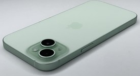 Mint
													Apple iPhone 15 - Unlocked, Green, 128 GB, A2846, photo 4 of 7