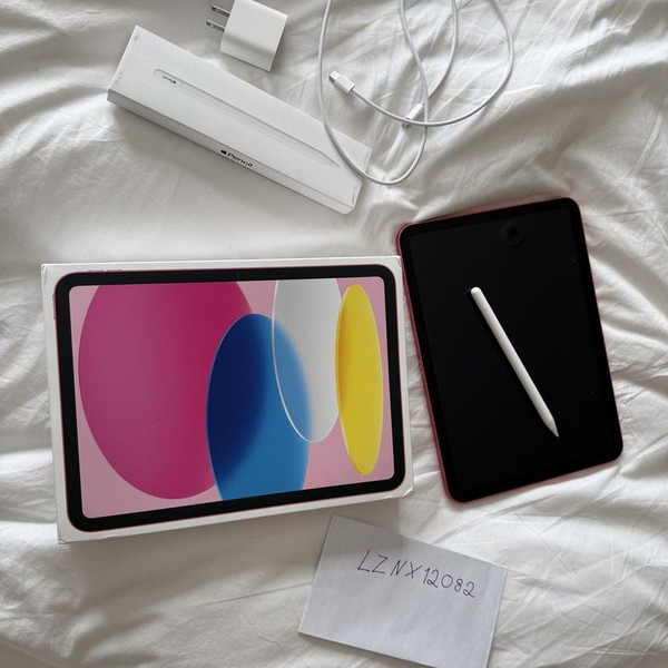 Apple iPad 10th Gen - Wi-Fi, 64 GB, Pink, A2696