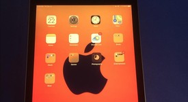 Mint
													Apple iPad Air 2 - Wi-Fi, Gray, 32 GB, photo 5 of 6