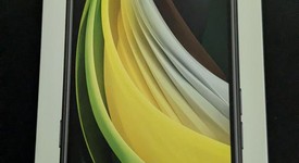 Mint
													Apple iPhone SE 2nd Gen 2020 - Unlocked, Black, 64 GB, A2275, photo 1 of 4