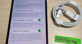 Mint
													Apple iPhone 12 - Unlocked, Black, 128 GB, A2172, photo 2 of 7