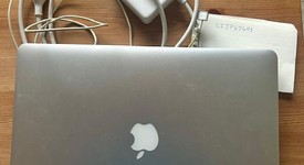 Good
													MacBook Pro 2015 (Retina) - 15" - Silver, 512 GB, 16 GB, photo 2 of 10