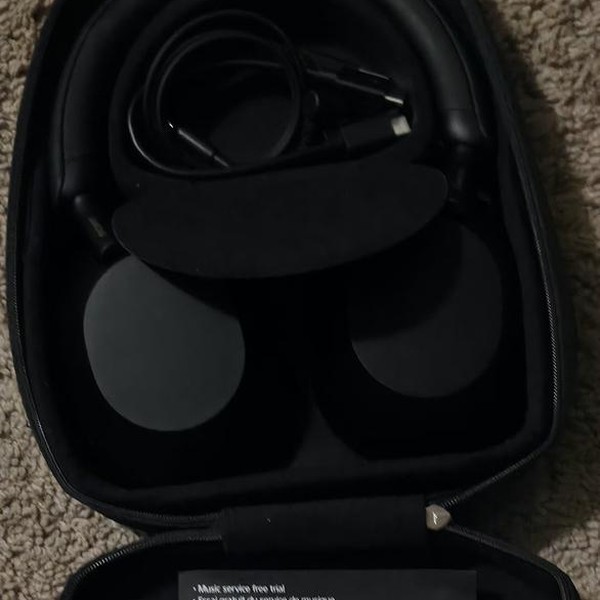Sony WH-1000XM5 - Black