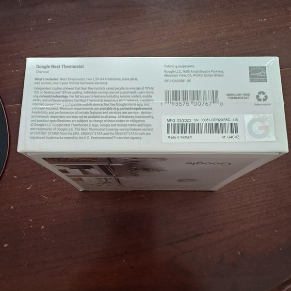 Nest Thermostat 4th Gen - Charcoal