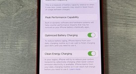 Fair
													Apple iPhone 12 - Unlocked, Red, 128 GB, A2172, photo 3 of 11