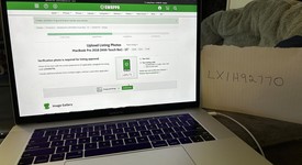 Good
													MacBook Pro 2018 (With Touch Bar) - 15" - I7, Silver, 512 GB, 16 GB, photo 5 of 10