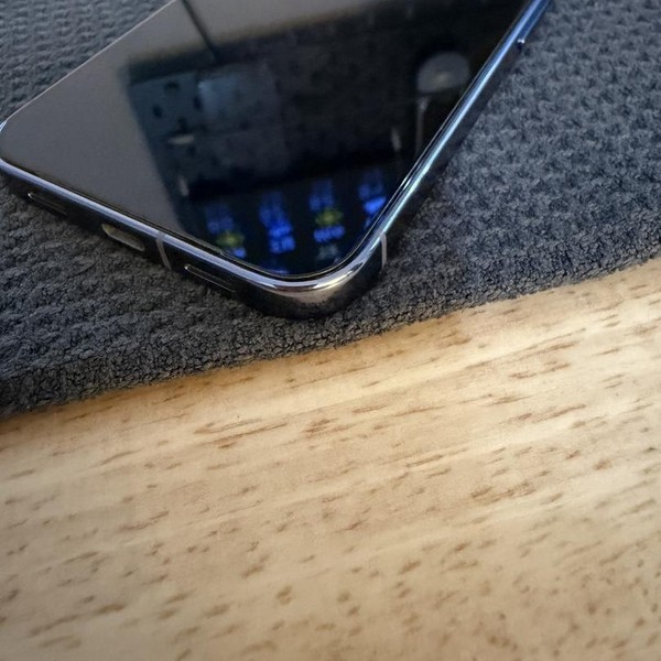 Google Pixel 10 Pro XL - Unlocked, 256 GB, Moonstone, GUL82